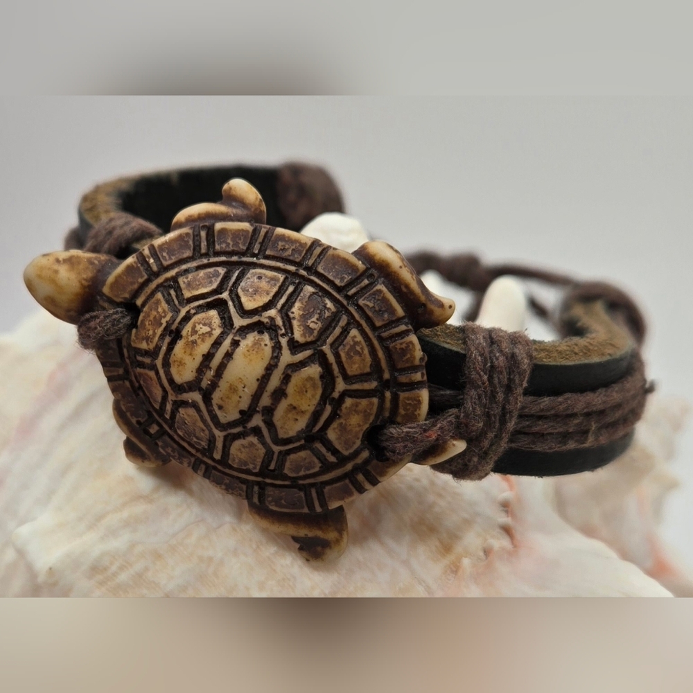 🌞 Turtle Bracelet w/ Resin Figurine Leather Strap Small Rope Tie to Adjust Size